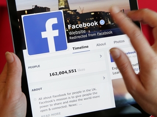 Can a Facebook 'like' win you a diamond ring?