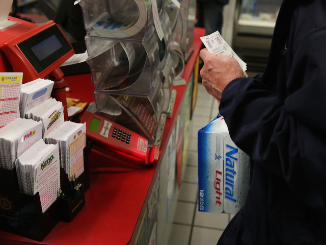 Powerball jackpot now at $1.4 B; Dane Powerball player wins $50000