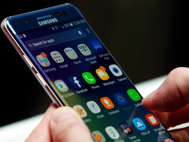 Italian court finds link between cell phone use and tumor