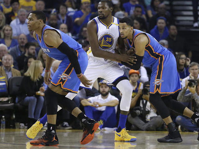 Durant goes off against old OKC teammates