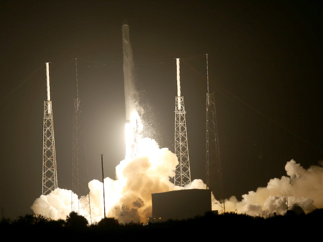 SpaceX aborts space station docking
