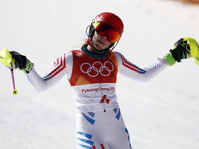 Mikaela Shiffrin Dominates Second Giant Slalom Run, Takes Home Gold Mikaela Shiffrin Dominates Second Giant Slalom Run, Takes Home Gold