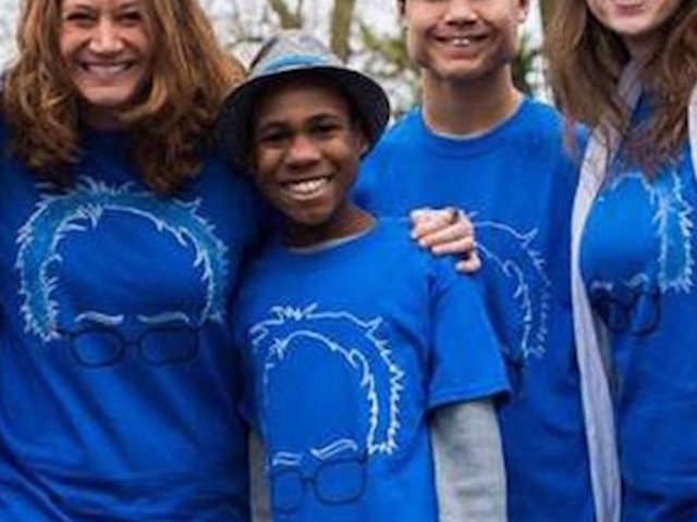 Boy in viral hug photo missing after family's car plunges off cliff