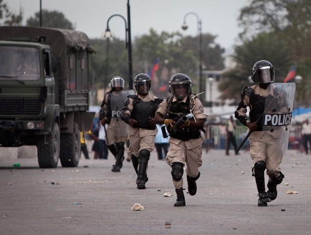As Haiti protests continue, US citizens warned to shelter in place